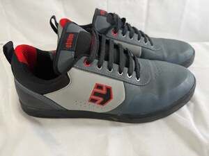 Etnies Culvert MTB Mountain Bike Shoes - Dark Grey/Grey/Red